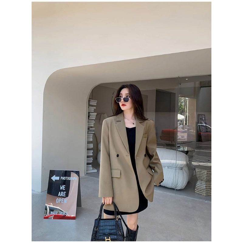 Blazer hitam wanita, jaket len - Streetwear Clothing Brands ulasan dan harga